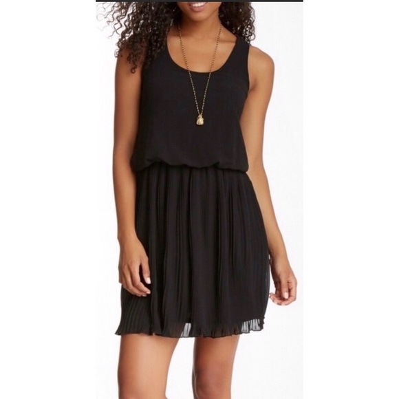 Anthropologie Dresses & Skirts - Everleigh Sleeveless Pleat Skirt Blouson Dress